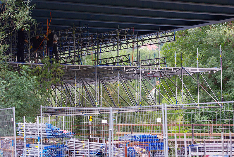 Sonderkonstruktion an der ICE Brücke in Erfurt/Bischleben