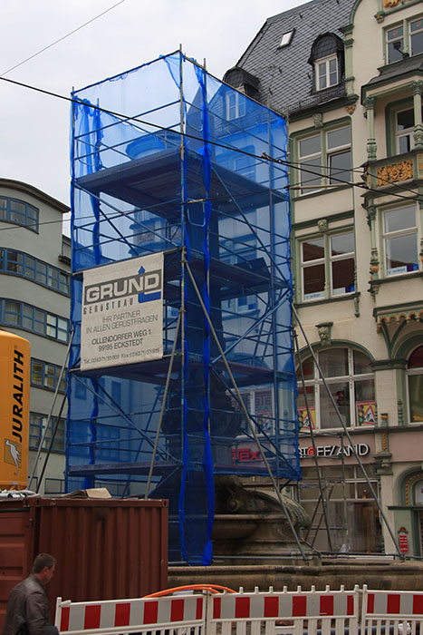 Sanierung des Monumentalbrunnen am Anger im Erfurter Zentrum