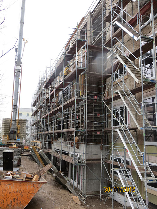 Umgestaltung einer Plattenbauschule zu einer altersgerechten Wohnanlage in Erfurt Heckenrosenweg