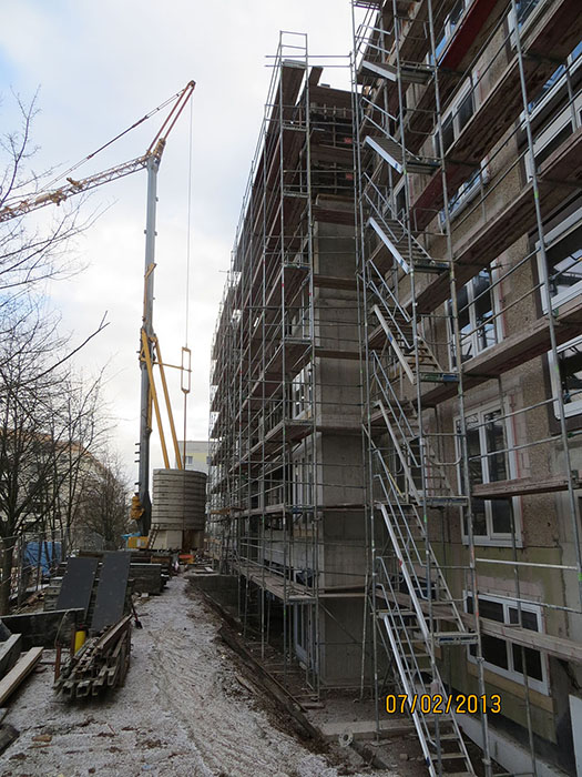 Umgestaltung einer Plattenbauschule zu einer altersgerechten Wohnanlage in Erfurt Heckenrosenweg