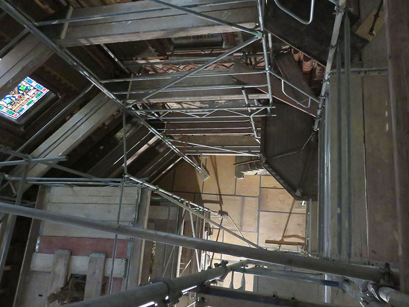 Sanierung des Altarraumes der Lutherkirche in Apolda – Bauabschnitt 2